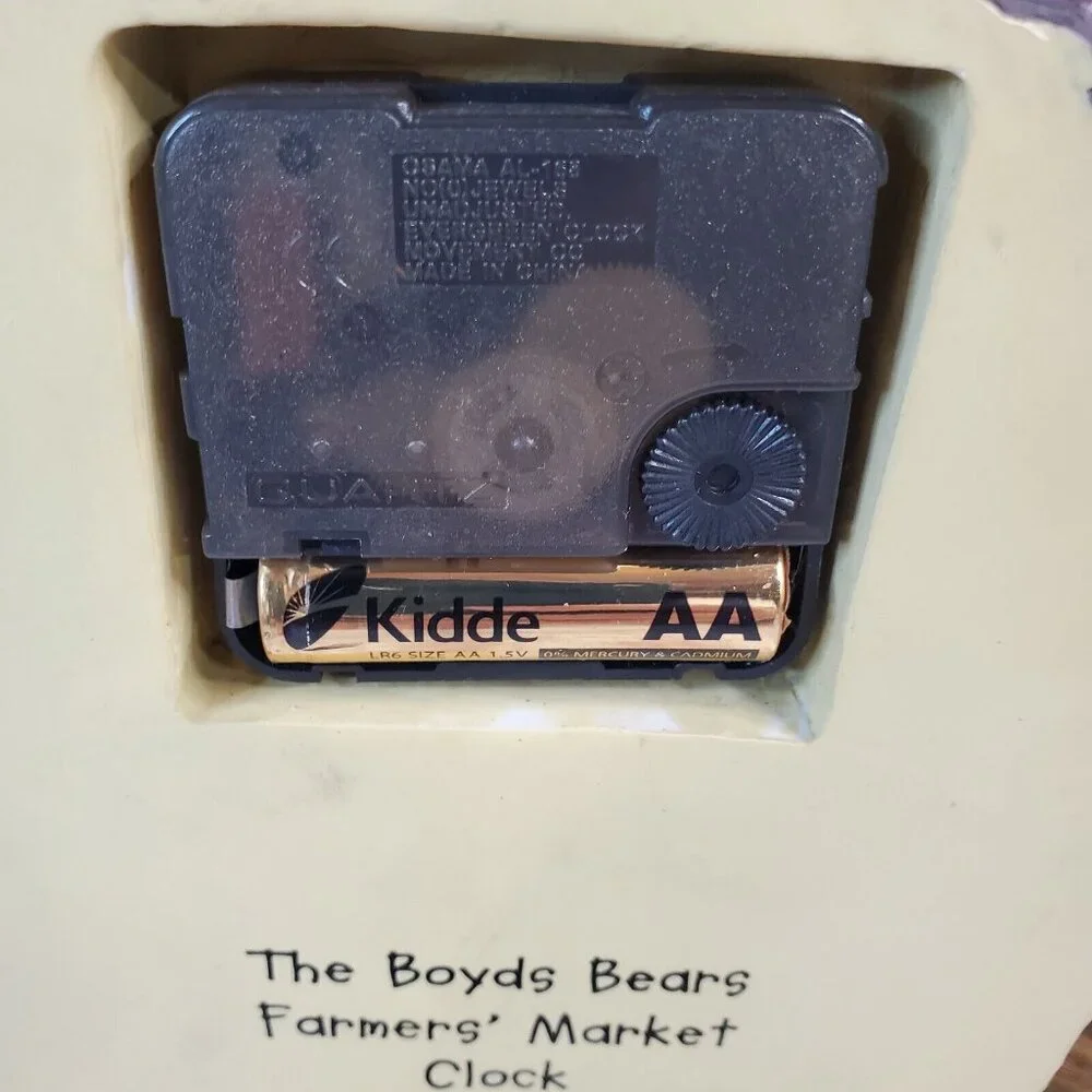 Boyds Bears Danbury Mint Farmers Market Collector Apple Shaped Clock Retired